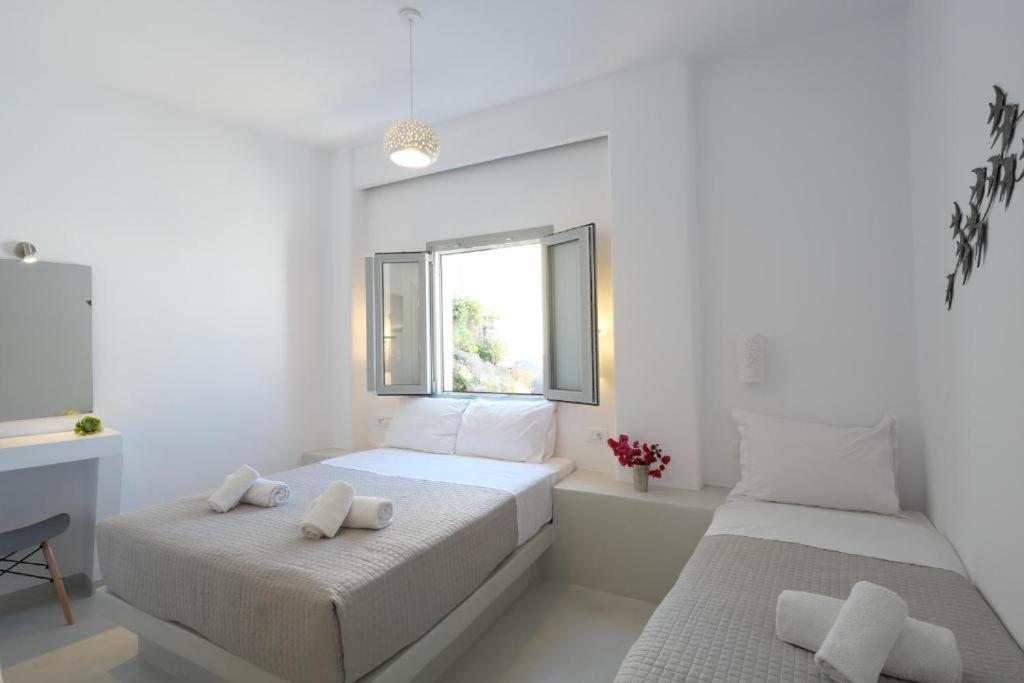 Fira Unique Rooms- Fira Center Luaran gambar